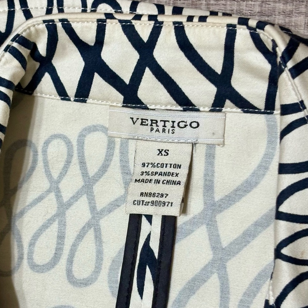 Vertigo Paris Infinity print trench coat - Picture 9 of 9